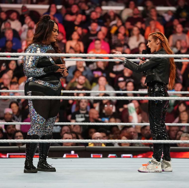 Raw 11.12.2023 post image 12