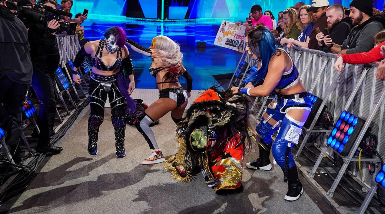 SmackDown 15.12.2023 post image 8