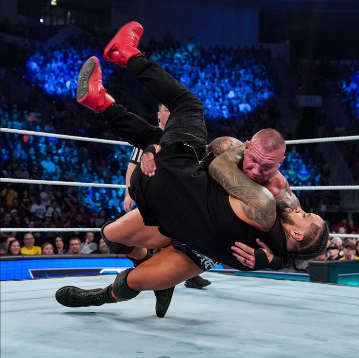 SmackDown 15.12.2023 post image 11