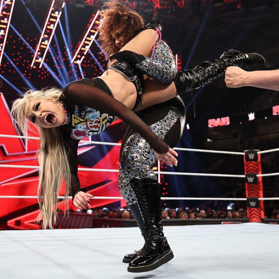 Raw 26.02.2024 post image 19