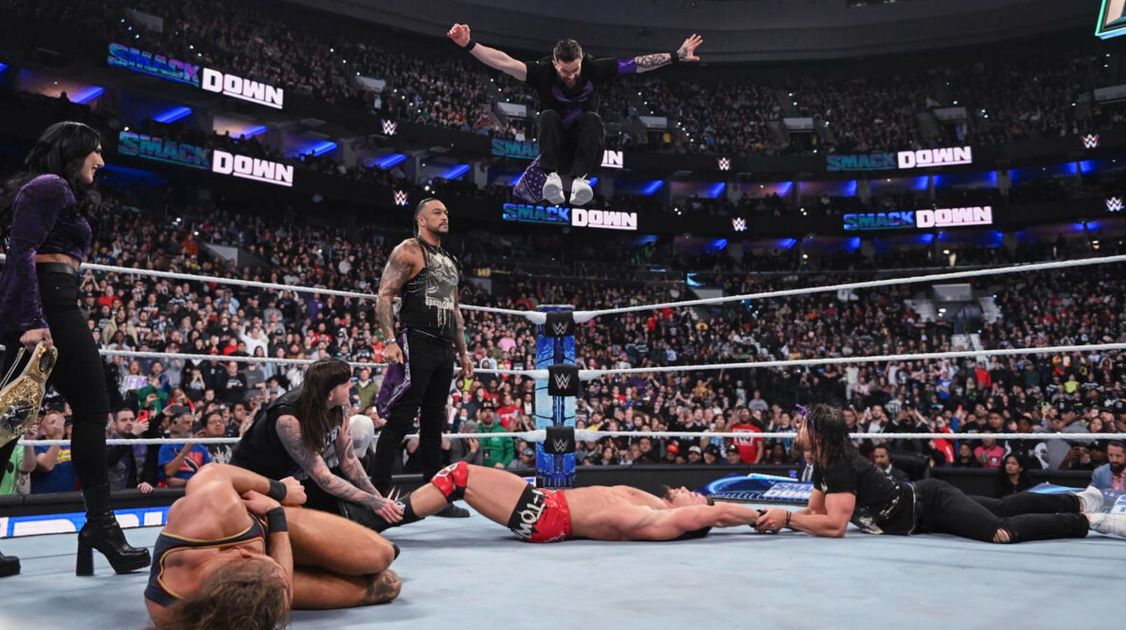 SmackDown 05.04.2024 post image 18