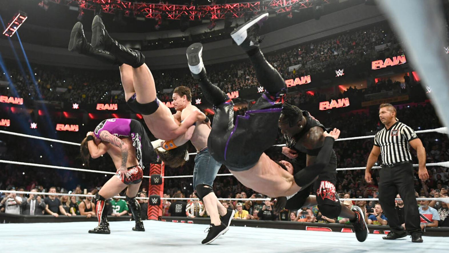 Raw 08.04.2024 post image 10