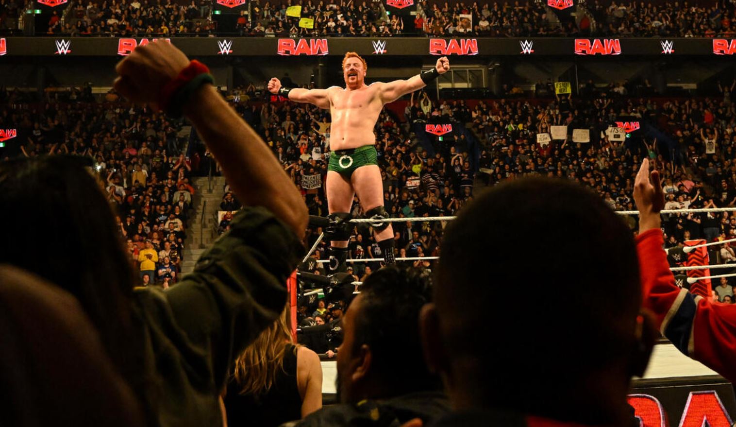 Raw 15.04.2024 post image 25