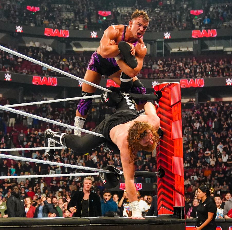 Raw 15.04.2024 post image 32