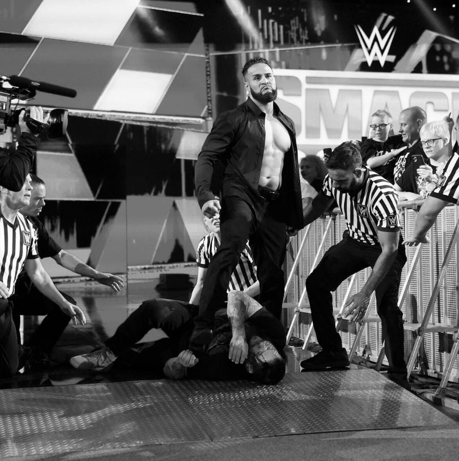 SmackDown 19.04.2024 post image 8