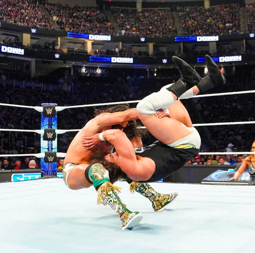 SmackDown 19.04.2024 post image 11
