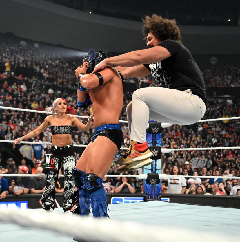 SmackDown 26.04.204 post image 5