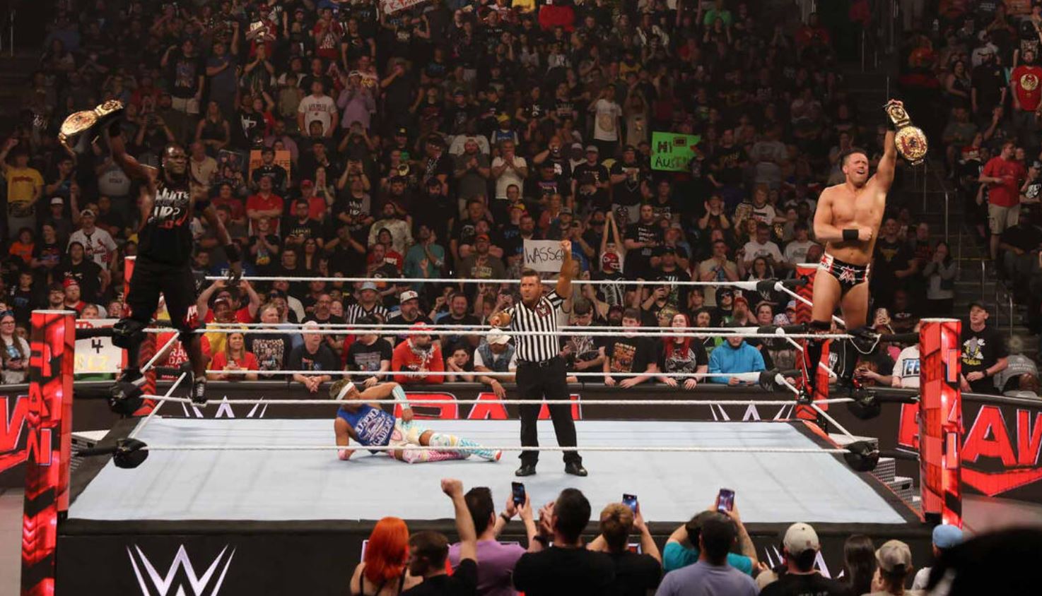 Raw 29.04.2024 post image 32