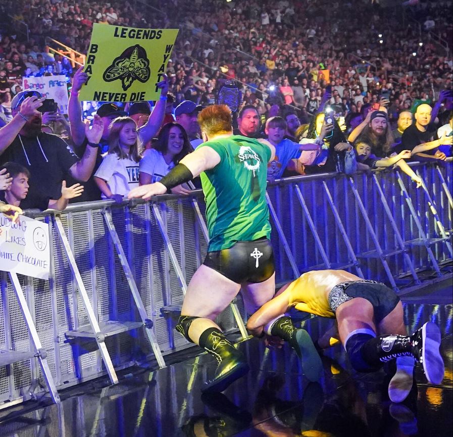 Raw 03.06.2024 post image 12