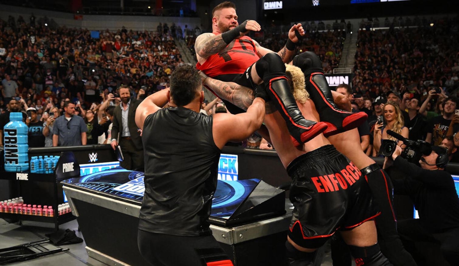 SmackDown 07.06.2024 post image 26